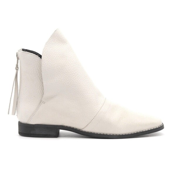 GOLO‎ Scrunch Leather Bootie Back Zip Draped Ankle Boots Size 8 Womens White - Picture 2 of 12